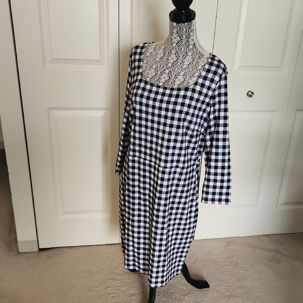 Old Navy Black and White Checked Dress